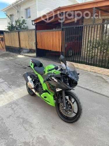 Kawasaki ninja 400 abs