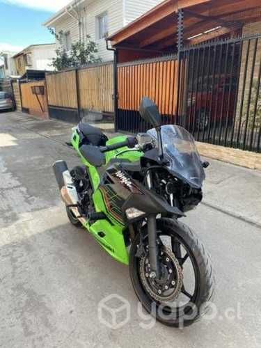 Kawasaki ninja 400 abs
