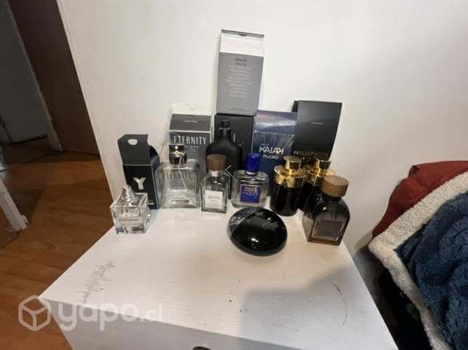 Envases de perfumes con su caja original