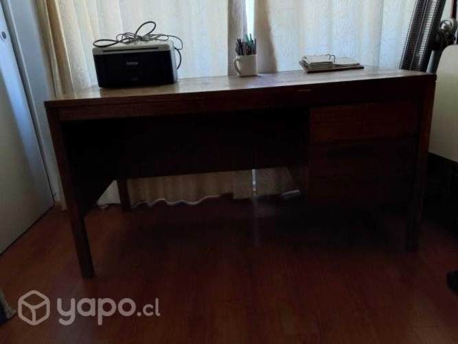 Excelente escritorio