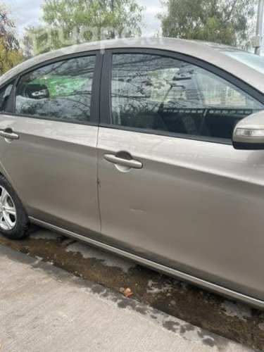 Auto dongfeng s50 año 2019