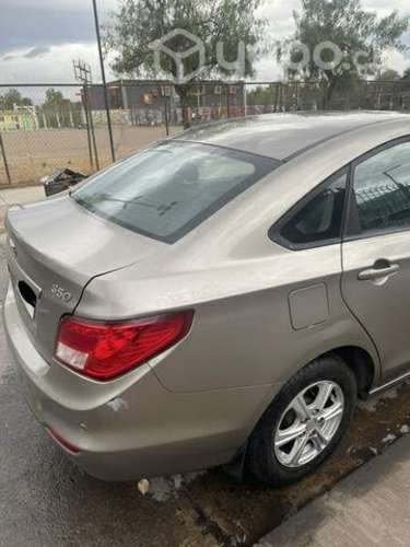 Auto dongfeng s50 año 2019