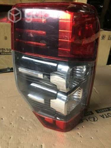 Foco/Optico Mitsubishi l200