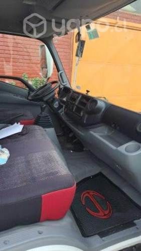 Camion hino xzu 8.0 5500 kilos (unico dueño)