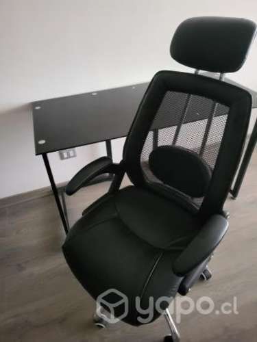Escritorio y silla