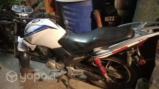 Honda new storm 2013