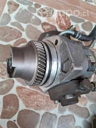 Bomba elevadora mitsubhi l200 2.4