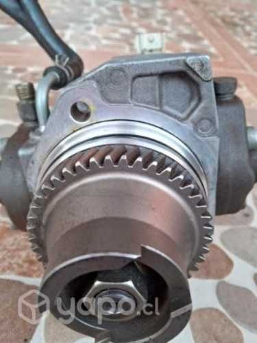 Bomba elevadora mitsubhi l200 2.4