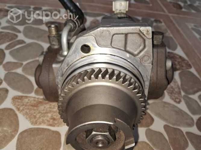 Bomba elevadora mitsubhi l200 2.4