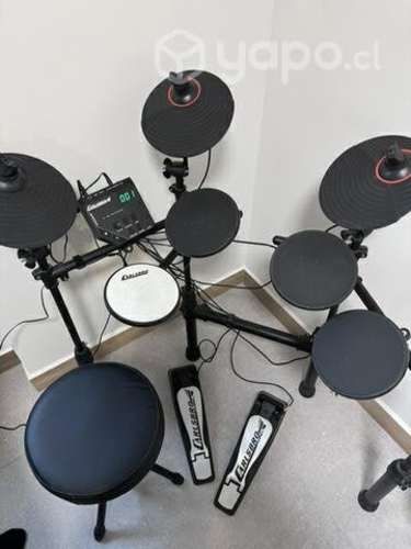 Batería Carlsbro CSD-100 + baquetas + Sillín