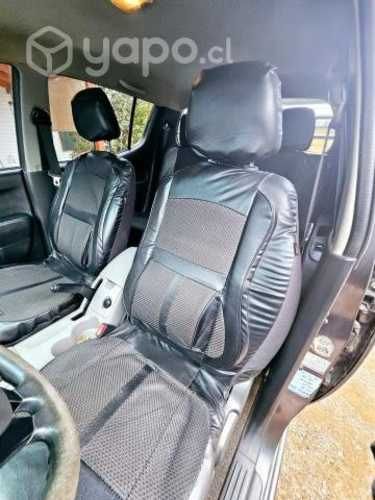 Mitsubishi l200 2014