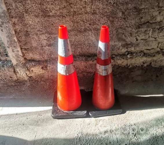 Conos de seguridad vial 90 cm