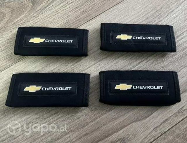 Cubre manilla interior auto Chevrolet