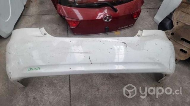 Parachoque trasero TOYOTA YARIS 2014