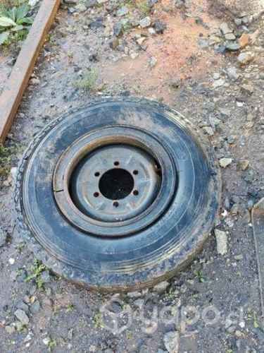 Llantas Chevrolet NKR 512