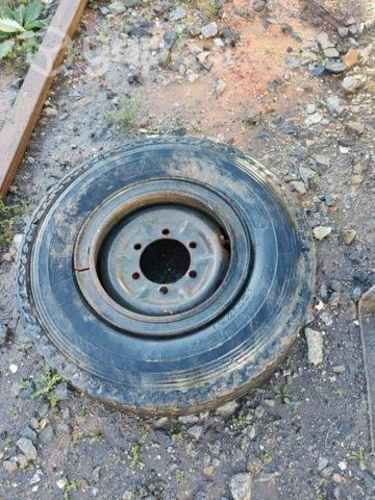 Llantas Chevrolet NKR 512