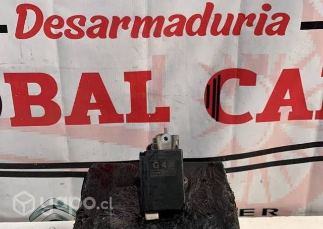 Módulo control de puerta RAV 4 2.0 2021 (Q)