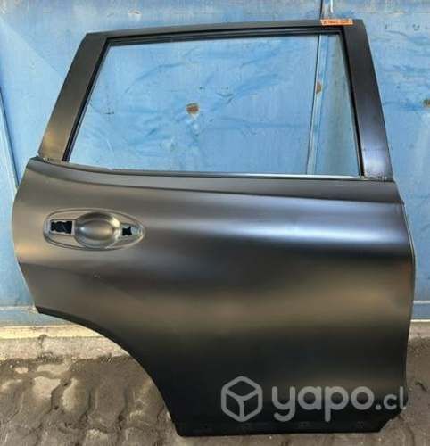 Puerta trasera rh Nissan xtrail 2016-2020