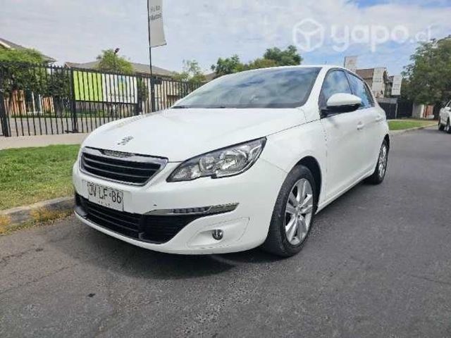 Vendo o permuto Pegueot 308 año 2017 motor 1.2