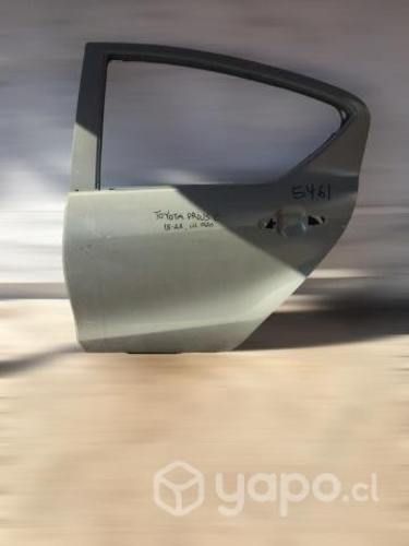 Puerta trasera lh toyota prius 2018-2021