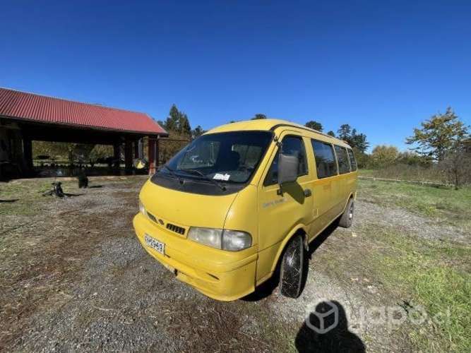 Vendo mini bus partícular (transporte de pasajero)