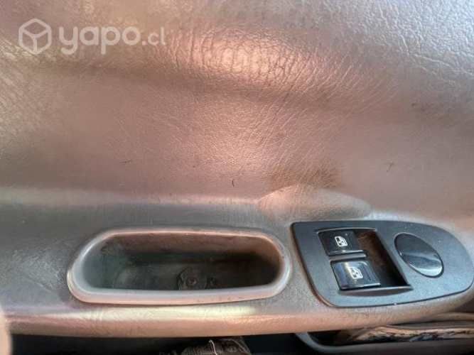 Vendo mini bus partícular (transporte de pasajero)