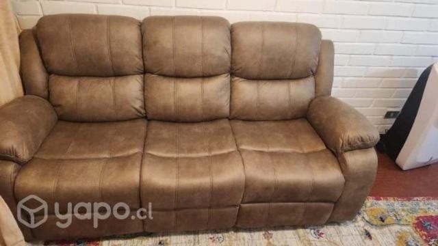 sofá y Refrigerador