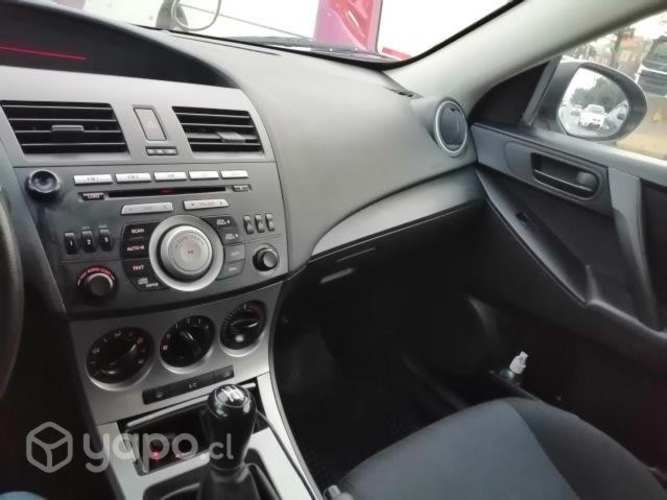 Mazda 3 Sedan