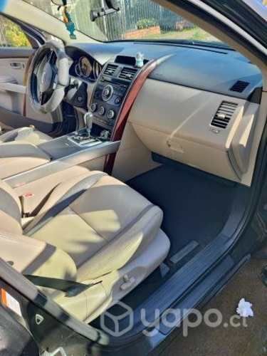 Vendo o permuto MAZDA CX9 2009