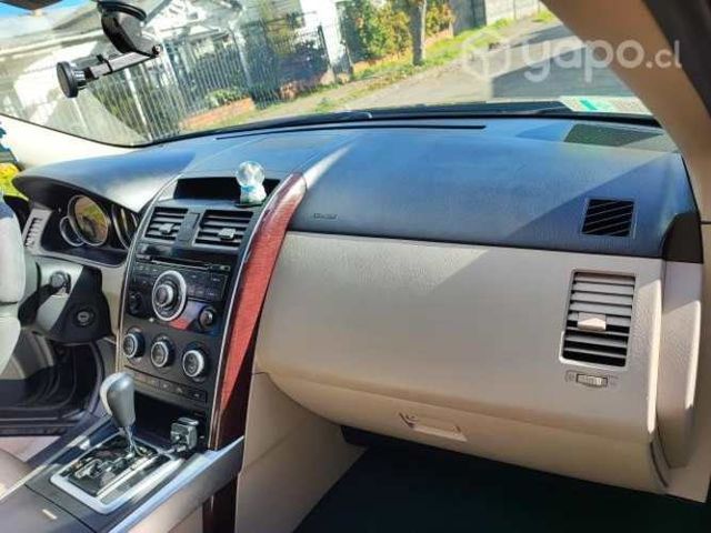 Vendo o permuto MAZDA CX9 2009