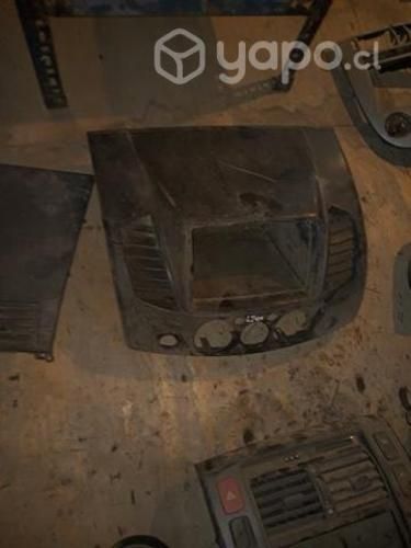 Mitsubishi l200 panel central consola envio region