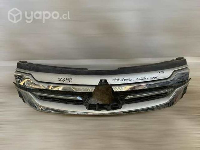 Mascara mitsubishi montero sport 2017 2019