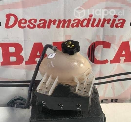 Depósito de refrigerante RAM 1000 SLT 1.8 AUT 2020