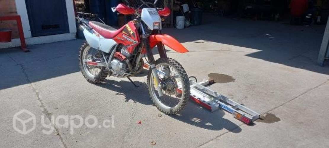 Honda tornado 250 año 2006