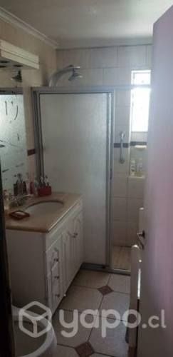 Se vende casa solida