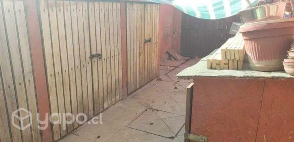 Se vende casa solida