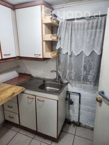 Arriendo departamento interior