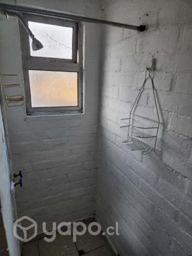 Arriendo departamento interior