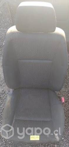 Juego Asientos (BTM008) Mazda BT50 3.2 Diesel 4x4