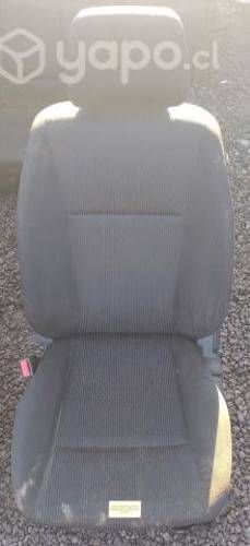 Juego Asientos (BTM008) Mazda BT50 3.2 Diesel 4x4