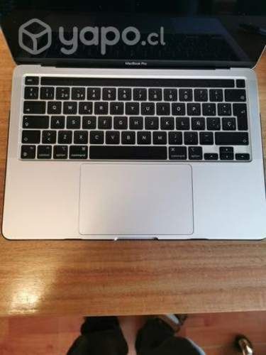 MacBook Pro 13 chip M1, 8 gb RAM, 256 gb SSD