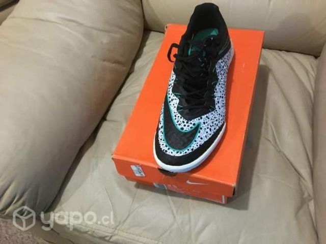 Zapatillas Nike nuevas talla 38-39