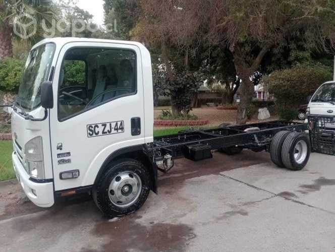 Chevrolet NPR 816, Año 2022,