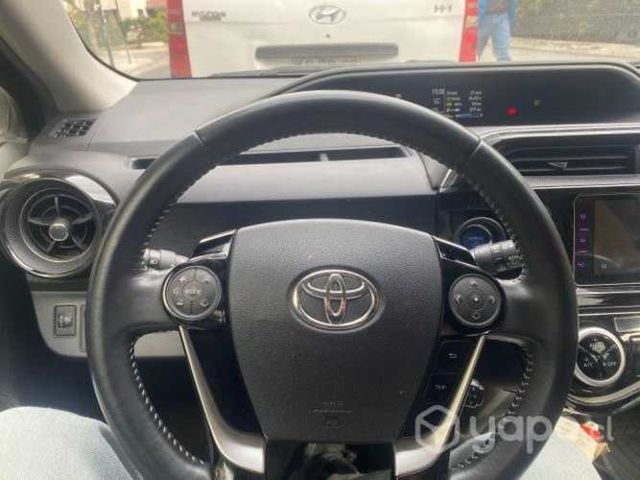 Toyota prius 2018