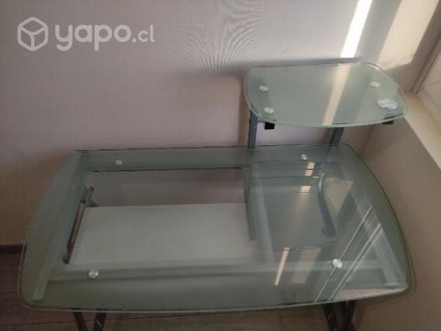 Escritorio metálico vidrio templado