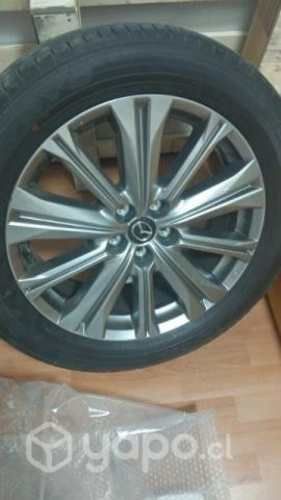 Llanta aleacion aro 19 con detalle