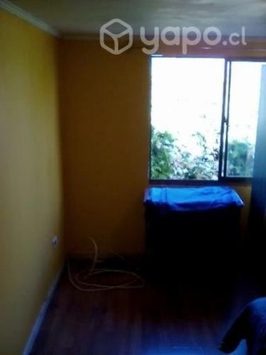 Se arrienda pieza a persona sola