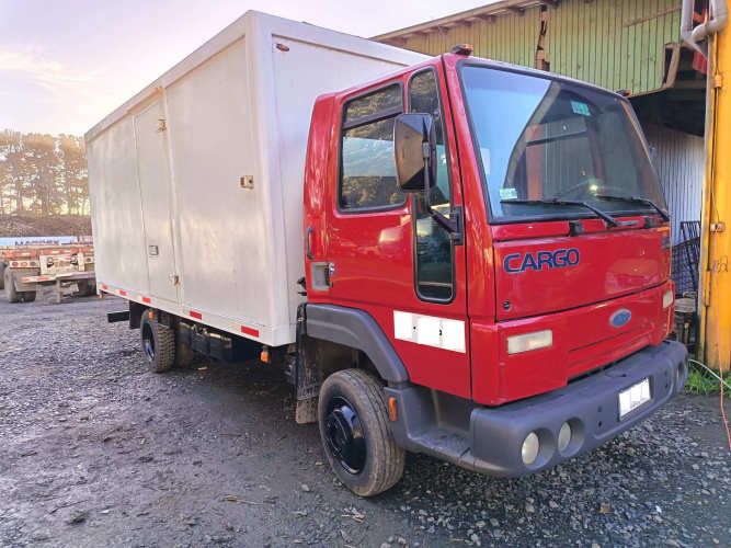 Ford cargo c 915e furgon 2009