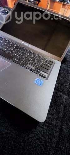 Notebook hyndai modelo ht14ccic44sgh 1 año de uso