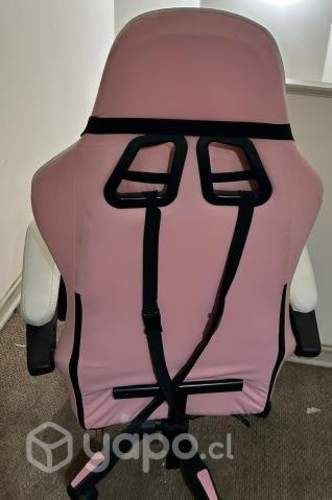 Silla gamer rosada